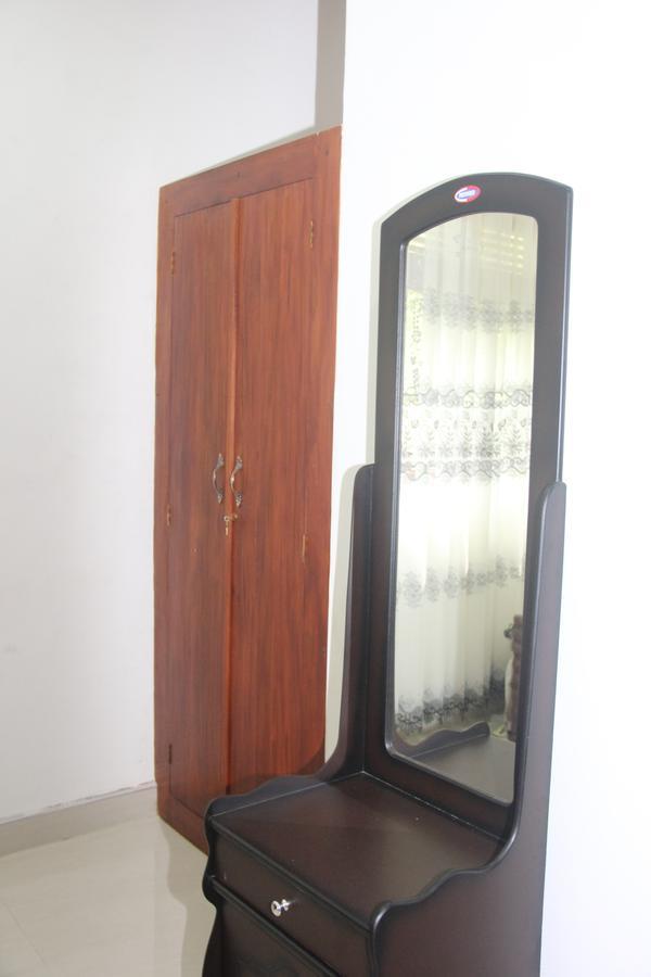 Maneesha Guest House Weligama Ngoại thất bức ảnh