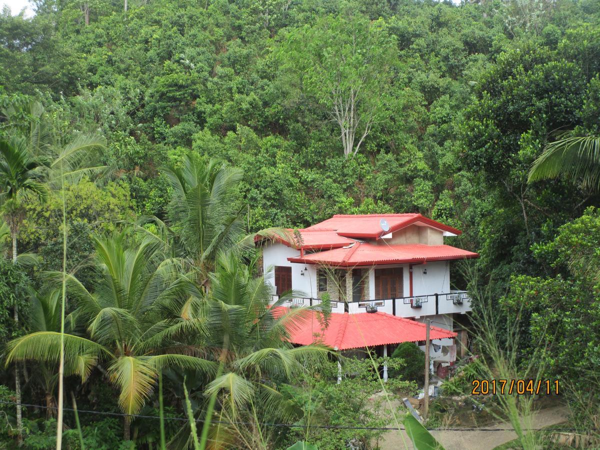 Maneesha Guest House Weligama Ngoại thất bức ảnh